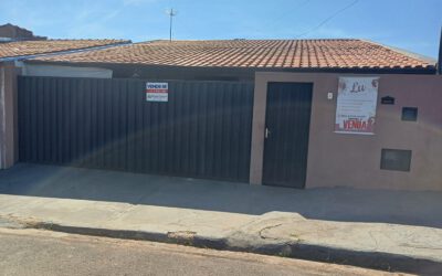 Vende-se casa Jardim Pinheiro