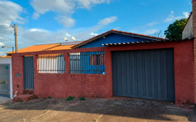 Vende-se Imóvel + 7 Lotes no Bairro da Conquista